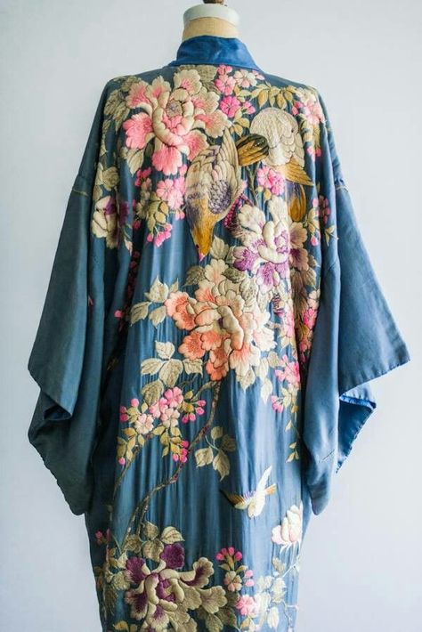 Izzy's robe, she wears it in the mornings and evenings, pretty much until she has to go somewhere Embroidery Kimono, Mode Kimono, Silk Kimono Robe, Antique Blue, Japanese Embroidery, Vintage Kimono, Silk Kimono, Blue Silk, Mode Inspiration