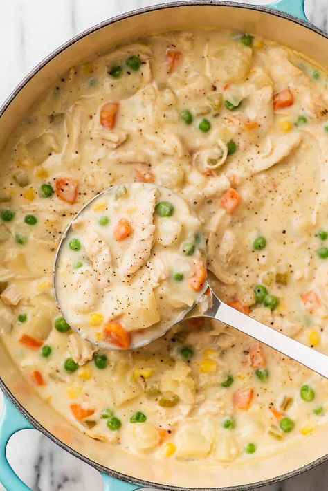 Easy Chicken Pot Pie Soup, Creamy Chicken Pot Pie Soup, Chicken Pot Pie Soup Recipe, Pot Pie Soup Recipe, Crockpot Chicken Pot Pie, Creamy Chicken Pot Pie, Best Chicken Pot Pie, Chicken Pot Pie Filling, Homemade Chicken Pot Pie