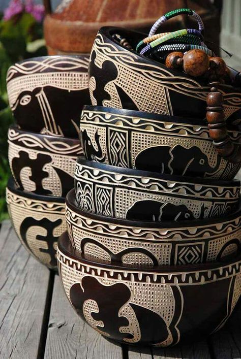 Inspiration African Room, Africa Decor, Afrocentric Decor, African Interior Design, African Furniture, African Inspired Decor, African Interior, African Theme, African Crafts