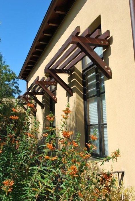 25 Inspiring Outdoor Window Treatments Window Pergolas, Window Trellises, Exterior Window, Deco House, Modern Blinds, Rustic Exterior, Outdoor Blinds, Contemporary Exterior, Window Awnings