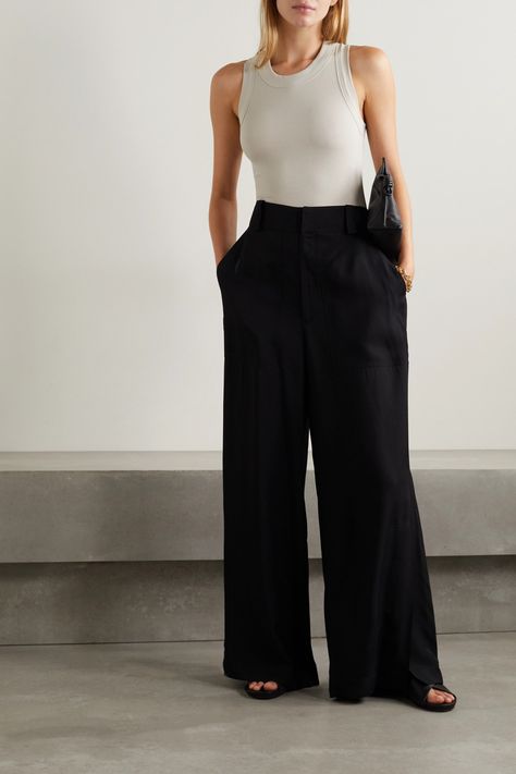 Navy Wide Leg Pants, White Tank Top Outfit, Wide Leg Pants White, Minimalism Clothes, Cotton Slip, Style Upgrade, Minimal Chic, Looks Chic, Work Wardrobe