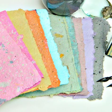 Homemade Paper, Paper Video, Folding Origami, Mason Jar Diy, Handmade Books, Mason Jar Crafts, Diy Homemade, Recycled Crafts, Jar Crafts