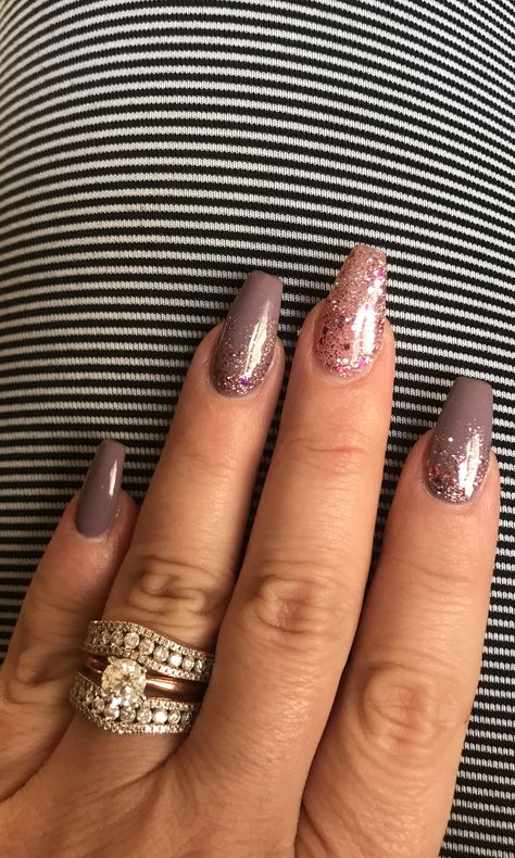 Winter Nail Ideas Coffin Shape, Cute Nail Art Almond Shape, Early Spring Nails Acrylic, Early Spring Nails Late Winter, Nagel Design Winter, December Gel Nails, Early December Nails, Late Summer Nails Color, Late Fall Nails