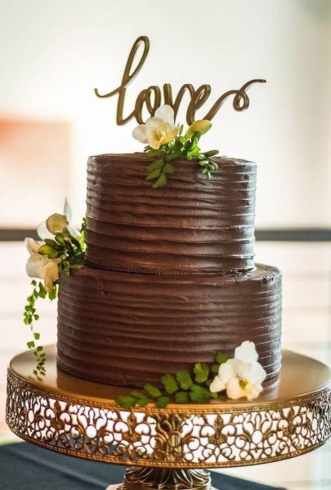 Two Tier Chocolate Cake Designs, Chocolate Grooms Cake Ideas, Grooms Cake Ideas, Chocolate Grooms Cake, Colorful Wedding Cakes, Wedding Cake Prices, Chocolate Cake Designs, Chocolate Wedding, Floral Wedding Cakes