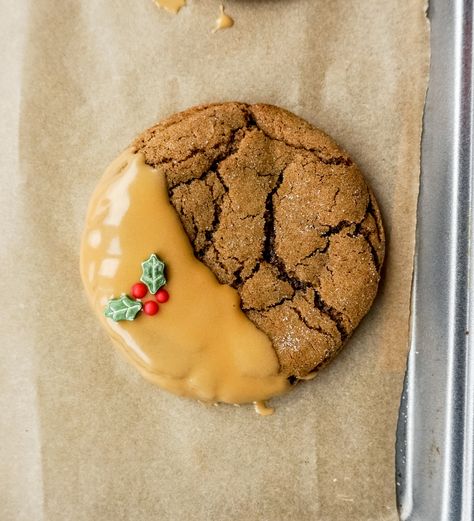 Chewy Gingerbread Latte Cookies – Break or Bake Gingerbread Latte Cookies, Copycat Cracker Barrel Pancakes, Cracker Barrel Pancakes, Chocolate Gingerbread Cookies, Bake Sale Treats, Chewy Ginger Cookies, Cookie Glaze, Gingerbread Latte, Sweet Coffee