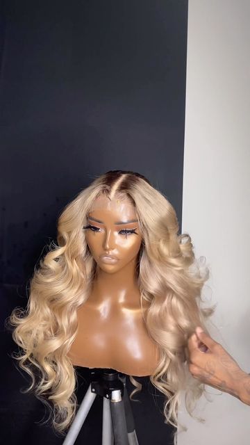 613 Wig Dark Roots, Ash Blonde Wig With Dark Roots, Blonde W Brown Roots, Blond Brown Roots, 613 Wig With Brown Roots, Ash Blonde Wig With Brown Roots, Dark Roots Blonde Hair Black Women, Ashy Blonde Wig Black Women, Blonde Hair Brown Roots Black Woman