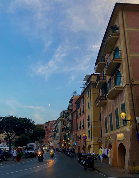 Santa Margherita Ligure Italy, Santa Margherita Ligure, Santa Margherita, Italian Life, Living In Italy, Italy Summer, Italy Trip, Lifestyle Aesthetic, Vacation Vibes