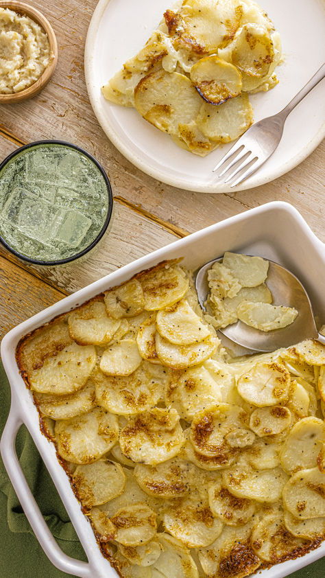 Everyone loves Scalloped potatoes, what better way to make it your own with this Horseradish Scalloped Potatoes receipe! Scalloped Potatoes And Ham, Soil Testing, Scalloped Potatoes, Potato Recipes, Heavy Cream, Holiday Recipes, Dinner Party, Low Carb, Food And Drink