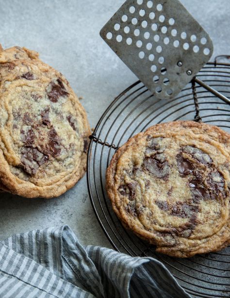 I wanted to read all of the incredible 2017 roundup lists out there—the best of, well, anything you can imagine—but couldn’t possibly keep up. Still, here are some gems I found from sifting through what I could… Resting your chocolate chip dough produces the best chocolate chip cookies. (Via Buzz Feed‘s cool cooking tricks of … Giant Crinkled Chocolate Chip Cookies, Chocolate Chip Dough, Sarah Kieffer, Baking Chocolate Chip Cookies, Sell On Instagram, Cooking Tricks, Nothing New, Best Chocolate Chip Cookie, Chocolate Baking