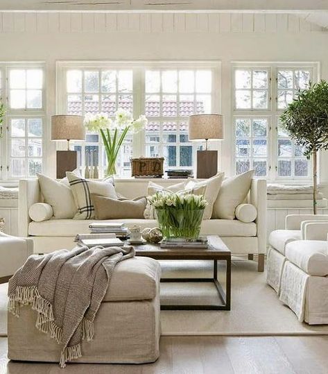 Favorite Things Friday - French Country Decorating Living Room, Styl Hampton, Furnitur Ruang Keluarga, French Country Living, French Country Living Room, Lots Of Windows, Country Living Room, White Living, White Living Room