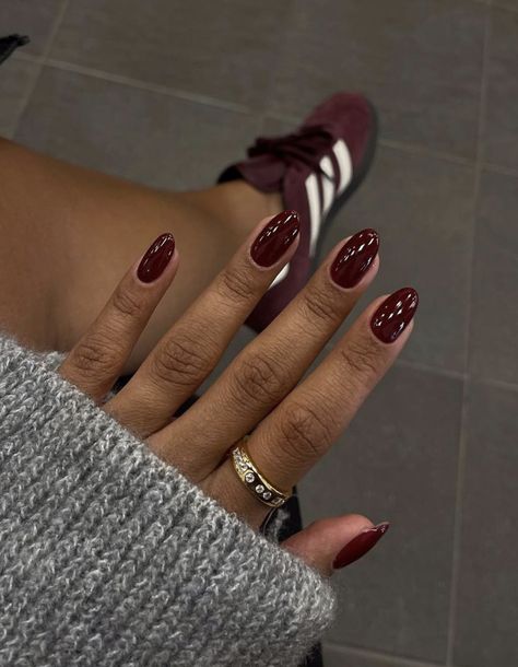 Trendy Nails For Dark Skin, Fall Nails Burgundy Oval, Burgundy Biab Nails, Burgundy Almond Nails Short, Short Almond Maroon Nails, Deep Red Oval Nails, Dark Red Shellac Nails, Nails Work Professional, Shellac Nail Designs Winter