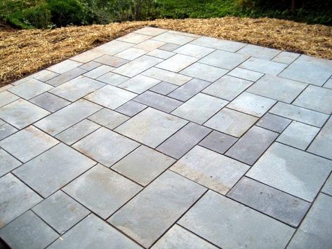 Outdoor Patio Pavers, Patio Stone, Diy Patio Pavers, Pavers Backyard, Paver Designs, Patio Pavers Design, Stone Patio, Interior Home Decor, Patio Flooring