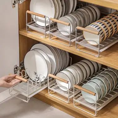 Kitchen Drying Rack Ideas, Organiser Cucina, Kitchen Shelves Organization, Basket Drawers, Utensil Storage, Cutlery Storage, Dish Storage, Kitchen Plate, Dish Rack