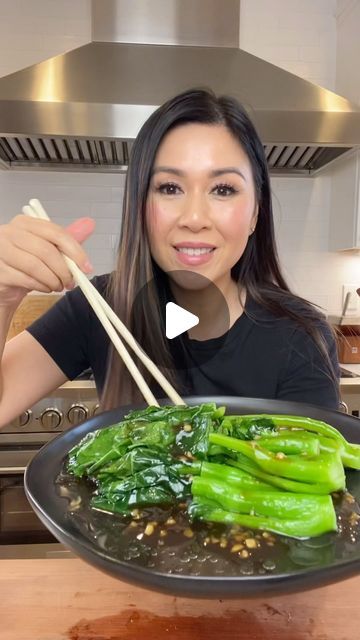 My Nguyen on Instagram: "Save my recipe for Restaurant Style Chinese Broccoli! It’s the perfect side dish to add to your Lunar New Year Feast. Start with about 2 pounds of Chinese Broccoli, trim the ends of the leaves off and slice the ends of the large parts of the stems in half. Simmer some hot water, add 2 tbsps of vegetable oil and broccoli. Let simmer for 2-3 minutes and drain. For the oyster sauce you need 1/2 cup of water, 1/2 tbsp of cornstarch, 1 tbsp minced garlic, 1 tsp sugar, 3 tbsps of oyster sauce. Simmer for 3-4 minutes until sauce thickens and cook for 5 minutes. When ready to serve pour over Chinese Broccoli. #chinesebroccoli #lunarnewyear #lunarnewyearfood #chinesefood #asianrecipes #recipevideo #sidedishes" Chinese Broccoli Recipe, Broccoli With Garlic Sauce, Chinese Broccoli, Hawaiian Dishes, Chinese Vegetables, Asian Vegetables, Chinese Cooking Recipes, New Year's Food, Cup Of Water