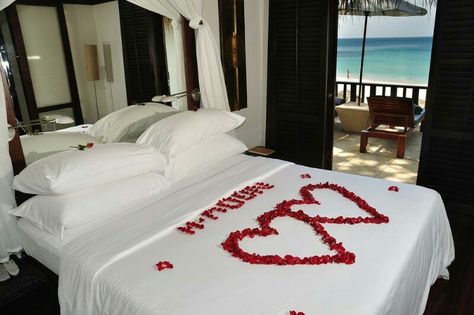 Honeymoon Room Decoration Ideas Honeymoon Ideas Romantic Bedroom, Valentine Bedroom, Valentine Bedroom Decor, Honeymoon Bedroom, Honeymoon Rooms, Valentines Bedroom, Bedrooms For Couples, Romantic Room Decoration, Romantic Bedroom Decor