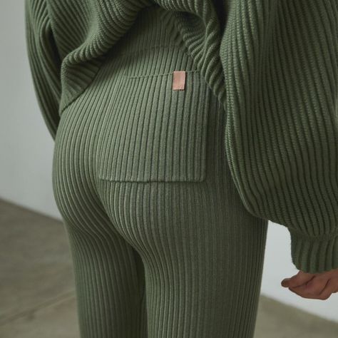 Ribbed turtleneck