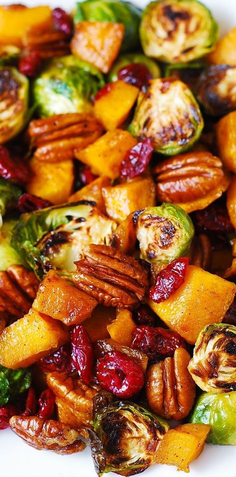 Thanksgiving Side Dish: Roasted Brussels Sprouts, Cinnamon Butternut Squash, Pecans, and Cranberries (and maple syrup). YUM! Cinnamon Butternut Squash, Butternut Squash Salad, Roasted Brussels Sprouts, Roasted Brussel, Thanksgiving Side, Thanksgiving Appetizers, Healthy Side, Thanksgiving Sides, Fall Food