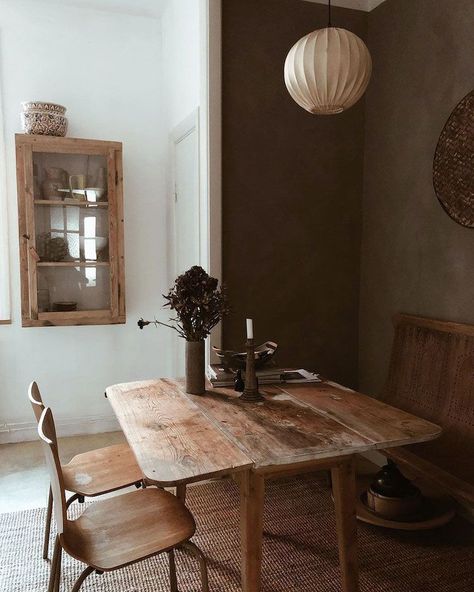 Small Kitchen Tables, Country Cottage Decor, Ideas Hogar, Deco Boheme, Style Deco, Country Style Homes, Eclectic Interior, Country House Decor, Scandinavian Home