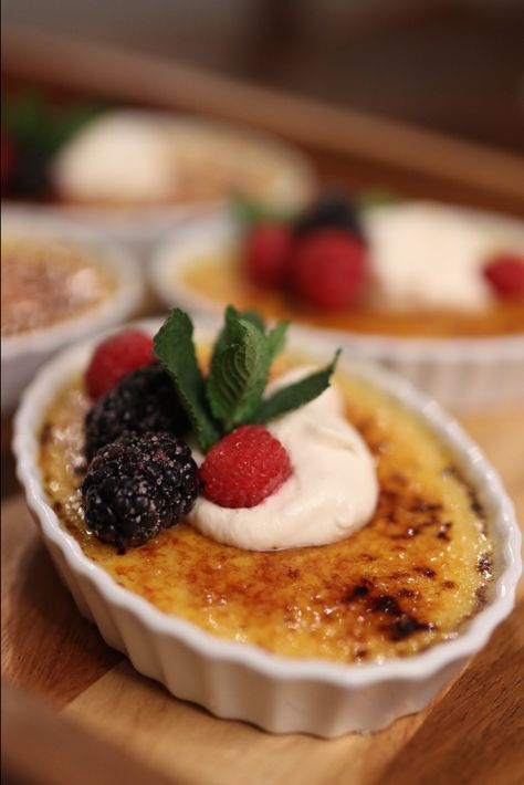 CREME BRÛLÉE WITH BAILEYS WHIPPED CREAM – CAFÉ CHRISTINA Baileys Creme Brulee, Baileys Whipped Cream, Rustic Wreaths, Creme Brûlée, Indulgent Food, Fancy Desserts, New Years Eve, Whipped Cream, Cafe