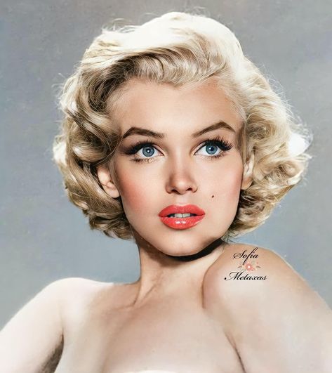 Marilyn Monroe Drawing, Marilyn Monroe Tattoo, Marilyn Monroe Artwork, Marilyn Monroe Portrait, Marilyn Monroe Art, Studio Photography Poses, Photo Restoration, Marilyn Monroe Photos, Personal Aesthetic