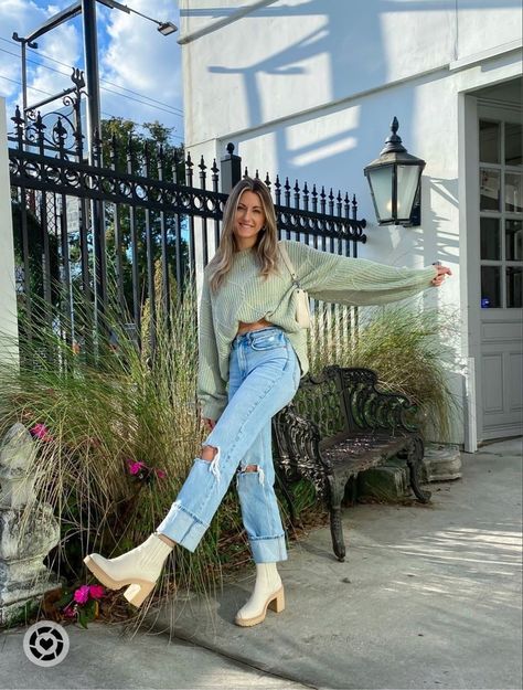 Sandals And Sweater Outfit, Dolce Vita Boots Outfit Caster, Denim Jeans And Boots Outfit, Dolce Vita Chelsea Boots, Beige Boots Fall Outfit, Jeans And Work Boots Women, 90 Jeans Outfit Winter, Jeans With Boots Outfit Winter, Cute Fall Boots For Women