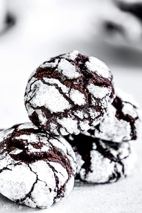 Chocolate crinkle cookies recipe