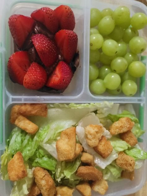 Fruit Lunches Ideas, Bento Lunches For Adults, Clean Eating School Lunches, Healthy Lunch For School Ideas, Healthy Lunch School Ideas, Bentgo Lunches Adults, Low Cal School Lunch Ideas, Lunch Foods For School, Easy Small Meals