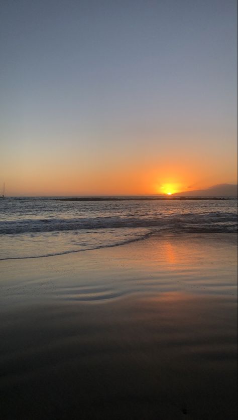 Tenerife Aesthetic Beach, South Tenerife, Tenerife Sunset, Tenerife Canary Islands Aesthetic, Holiday Tenerife, Tenerife Beach, Canary Islands Aesthetic, Tenerife Canary Islands, Tenerife Aesthetic