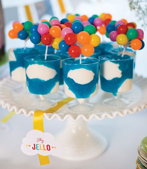 Pixar's UP Themed Birthday & Gender Reveal Party // Hostess with the Mostess® Diy Hot Air Balloon, Pixar Party, Fish Birthday, Diy Hot Air Balloons, Hot Air Balloon Party, Birthday 4, Party Hostess, Disney Up, Up Theme