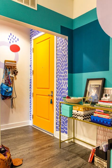 Polka Dot Ceiling, Bright Colour Interior, Colourful Doors Interior, Interior Paint Designs, Colourful Houses Interior, Interior Mural Ideas, Interior Mural Wall, Colourful Kids Room, Colourful Interior Design