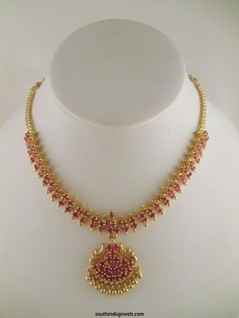 Ruby Necklaces | Gems Gallery - Part 6 Kempula Haram Designs Gold, Kempula Necklace Designs, 1gram Gold Earrings, Latest Ruby Necklace Designs, Ruby Necklace Indian Gold, Ruby Chains, Ruby Necklace Designs, Indian Gold Necklace Designs, Gold Ruby Necklace