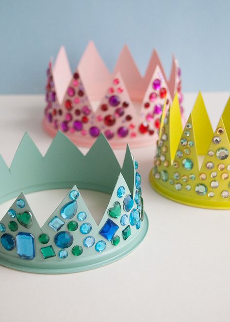 DIY Projects Archives | Page 2 of 96 | Handmade Charlotte Crown Activity For Kids, Princess Diy Crafts, Crown Craft Ideas, Mermaid Crown Craft, Princess Crafts For Kids, Diy Princess Crown, Princess Crown Crafts, Crown Activity, Craft Crown