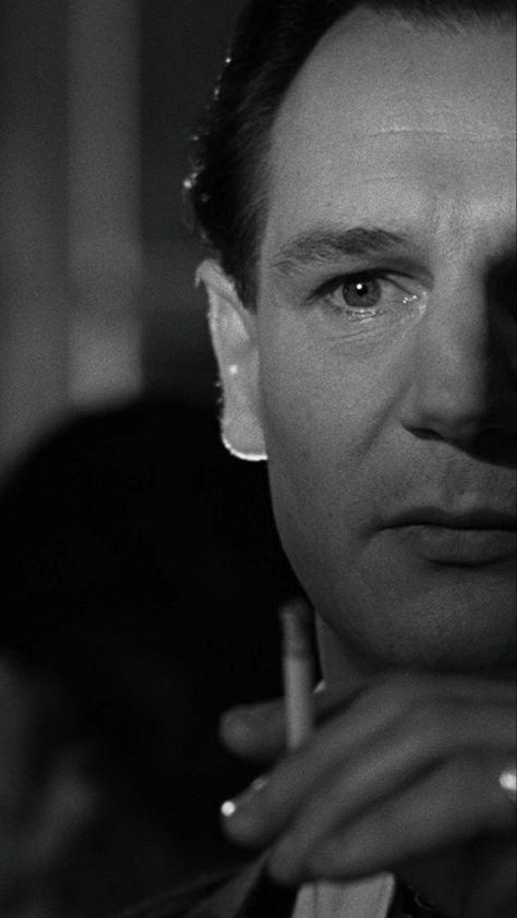 Oskar Schindler, Iranian Film, Schindler’s List, Random Vibes, Heroes Actors, Amazing Movies, Photos Wallpaper, Schindler's List, Harvey Specter