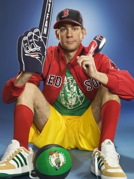 He loves sports. He’s a total sport-head. | 24 Reasons To Be Thankful For John Krasinski Red Sox Nation, England Sports, Jim Halpert, Red Socks Fan, Patriots Fans, Boston Strong, John Krasinski, Boston Sports, Play Ball