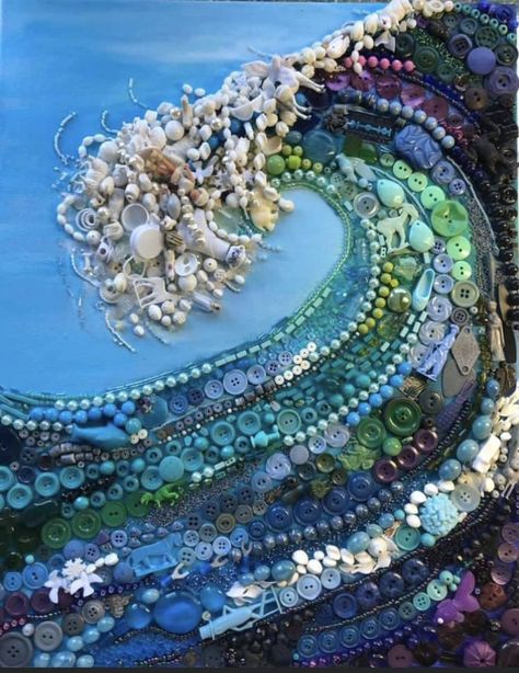 Things To Make With Buttons, Things To Do With Buttons, Things To Do With Embroidery, Mixed Media Art Ideas, Art With Beads, Button Art Projects, Textiles Ideas, Buttons Crafts Diy, Beach Crafts Diy