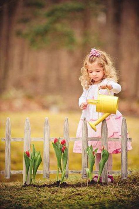 A sweet Spring. Watering Flowers, Easter Mini Session, Spring Cottage, Easter Photoshoot, Easter Photography, Kind Photo, Photography Mini Sessions, Spring Photoshoot, Toddler Photos