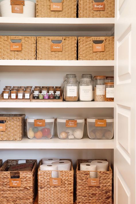 Linen Pantry Organization, Pantry Organization With Baskets, Organized Pantry Aesthetic, Small Organized Pantry, Pantry Organization Sections, Organized Snack Pantry, Pantry Baking Organization, Organized Kitchen Pantry, Deep Shelf Pantry Organization Ideas