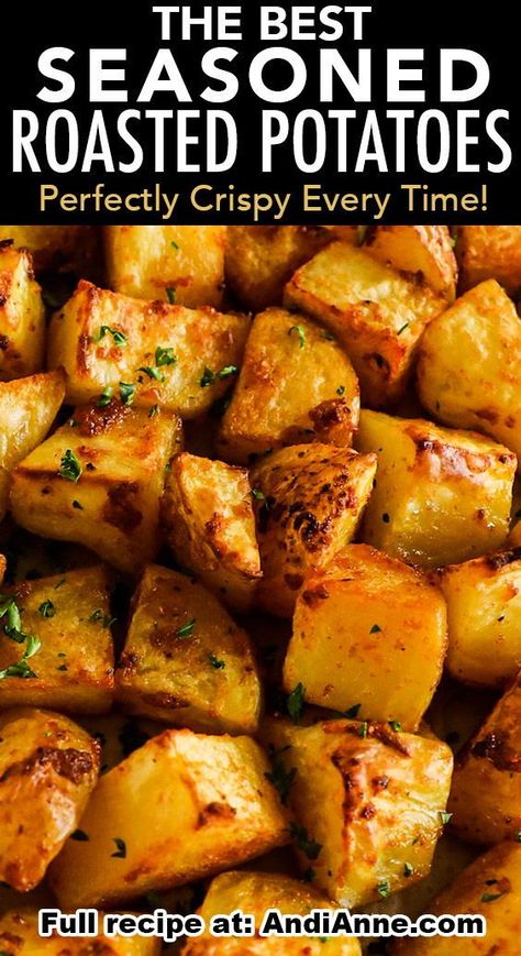 Get perfectly crispy potatoes with this easy seasoned roasted potatoes recipe! Perfect to serve with any meal! Roasted Yellow Potatoes, Seasoned Roasted Potatoes, Oven Roasted Potatoes Easy, Crispy Roasted Potatoes, Easy Roasted Potatoes, Potatoes In Oven, Roasted Red Potatoes, Oven Roasted Potatoes, Seasoned Potatoes