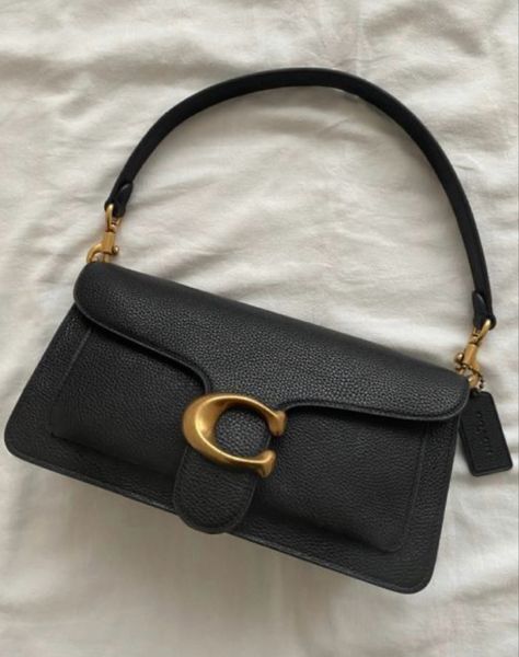 Black Purse Aesthetic, Fashion Bags 2023, Timeless Purse, Coach Store, Coach Tabby, Trendy Purses, Dream Bags, Luxury Bags Collection, Everyday Purse