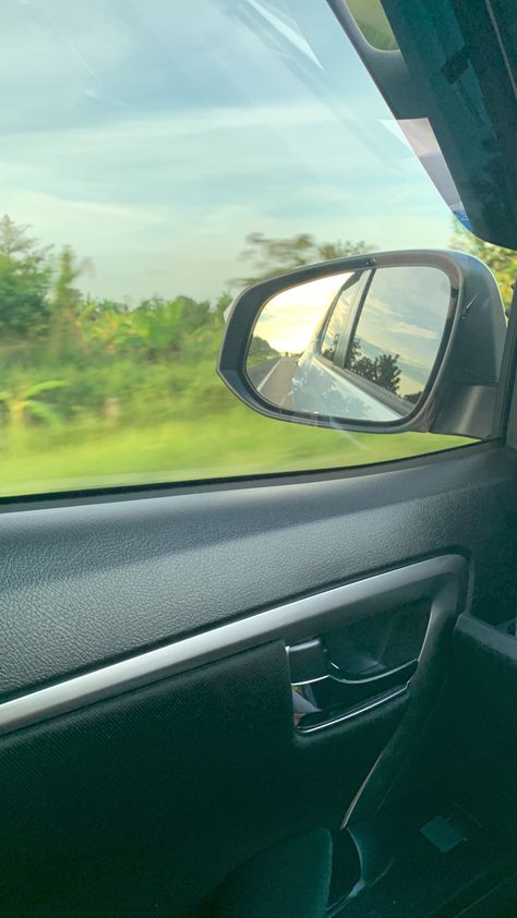 Aesthetic Picture In Car, Car Travel Photography, Afternoon View Sky, Travel Aesthetic In Car, Afternoon Car Drive Snapchat, Car Snap Afternoon, Travel In Car Aesthetic, Car Fake Story Day, Car Travelling Instagram Stories