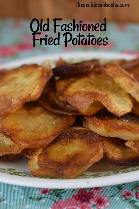 Fried Potato Sandwich, Fried Potatoe Casserole, Fried Potato Recipes Skillet, American Fried Potatoes, Crockpot Fried Potatoes, Old Fashioned Fried Potatoes, Pan Fried Potatoes Sliced, Raw Fried Potatoes, Best Fried Potatoes Recipes