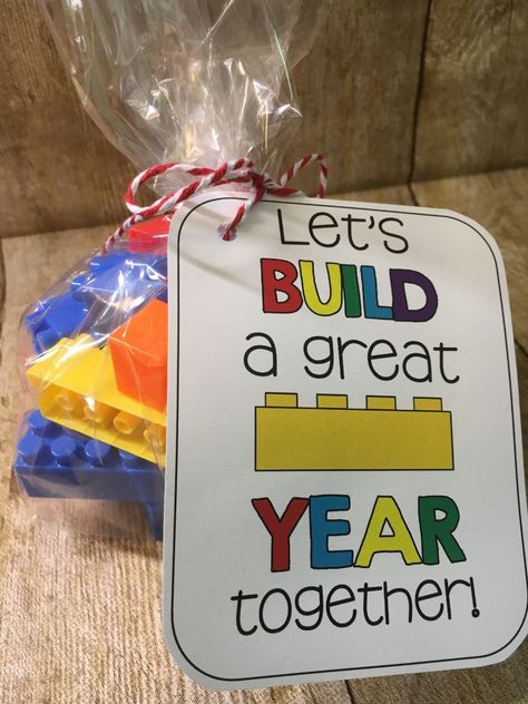 Back-to-School Gifts for Teachers & Co-Workers | Fun365 Back To School Gifts For Students Preschool, Students Back To School Gifts, Back To School Giveaway, Welcome Back To School Gifts Students, Open House Gifts For Students Preschool, Kindergarten Gifts For Kids, Back To School Gifts For Students, Lego Classroom Theme, Presents For Students