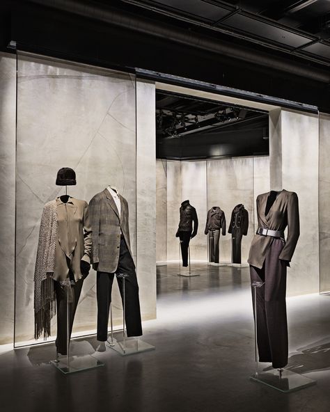 giorgio armani silos milan exhibition space designboom Clothing Booth, Clothing Booth Display, Fashion Installation, Clothing Store Interior, World Most Beautiful Place, Museum Fashion, New Museum, Armani Prive, Booth Display