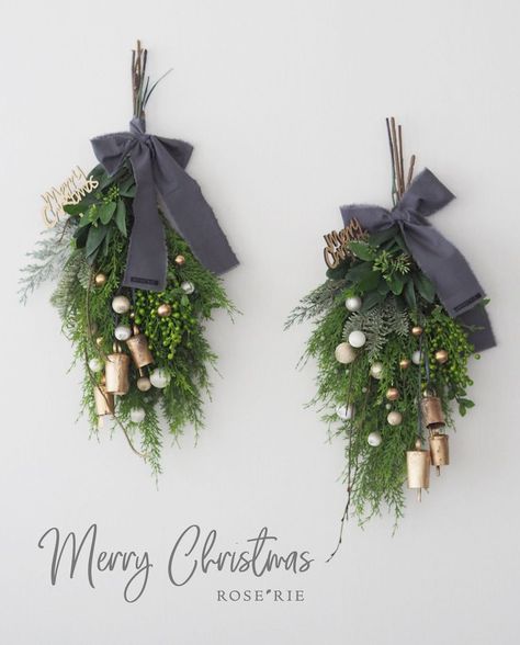 Classy Christmas Decor, Blue Christmas Decor, Crafts Kids, Xmas Wreaths, Christmas Inspo, Christmas Swags, Boho Christmas, Crafts Christmas, Deco Floral