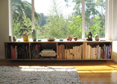 Cozy Reading Room, Horizontal Bookcase, Low Bookshelves, Low Bookcase, Waka Waka, Window Benches, Bookshelves Diy, Book Shelves, Window Seat