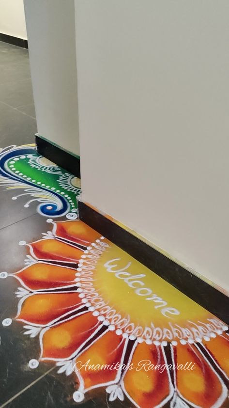 Rangoli Welcome Designs, Corridor Rangoli Designs, Gruhpravesh Rangoli Design, Rangoli For Welcome, Oil Paint Rangoli Designs On Floor, Rangoli For Door Entrance, Rangoli For Lakshmi Pooja, Welcome Rangoli With Flowers, Welcome Flower Decoration