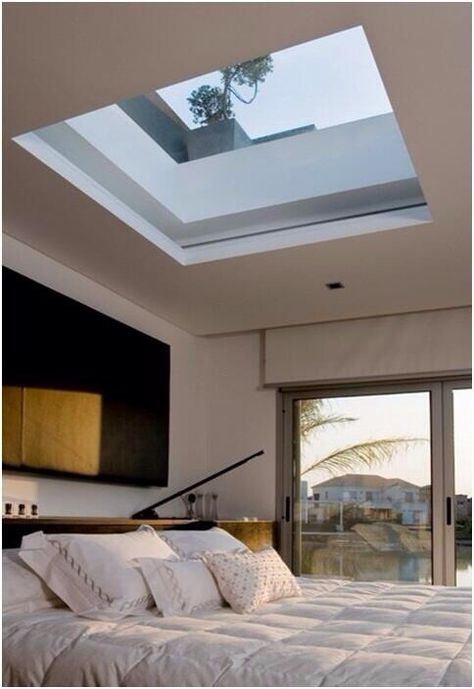 natural light . sunroof Rain Thunderstorms, Looking Up At The Stars, Roof Ceiling, Bedroom Windows, Glass Ceiling, Style At Home, Beautiful Bedrooms, Home N Decor, Dream Bedroom