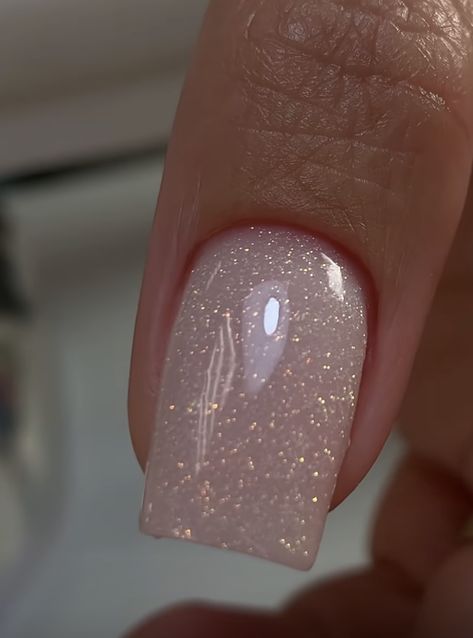 Cute Bridesmaids Nails, Shimmer Neutral Nails, Shiny Square Nails, Dainty Glitter Nails, Sqoavle Nails Short, Natural Nails With Shimmer, Pink Glitter Biab Nails, Sparkly Classy Nails, Glitter Nails Neutral