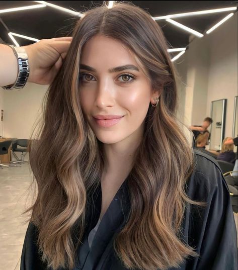 Colar Bone Length Hair, Honey Brown Hair, Brown Hair Looks, Brown Hair Inspo, Brunette Hair With Highlights, Brunette Balayage Hair, Brown Hair Balayage, Light Hair Color, Hair 2024