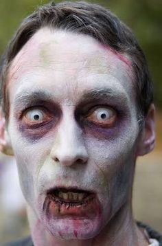 easy zombie makeup - Google Search Easy Zombie Makeup, Zombie Makeup Ideas, Zombie Makeup Halloween, Zombie Face Makeup, Male Zombie, Zombie Face Paint, Zombie Clown, Hd Make Up, Zombie Halloween Makeup